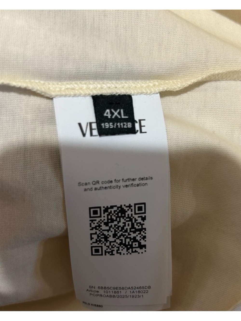 Versace embroidered cotton Medusa T-shirt, size 4
XL made in Italy - Picture 4 of 6